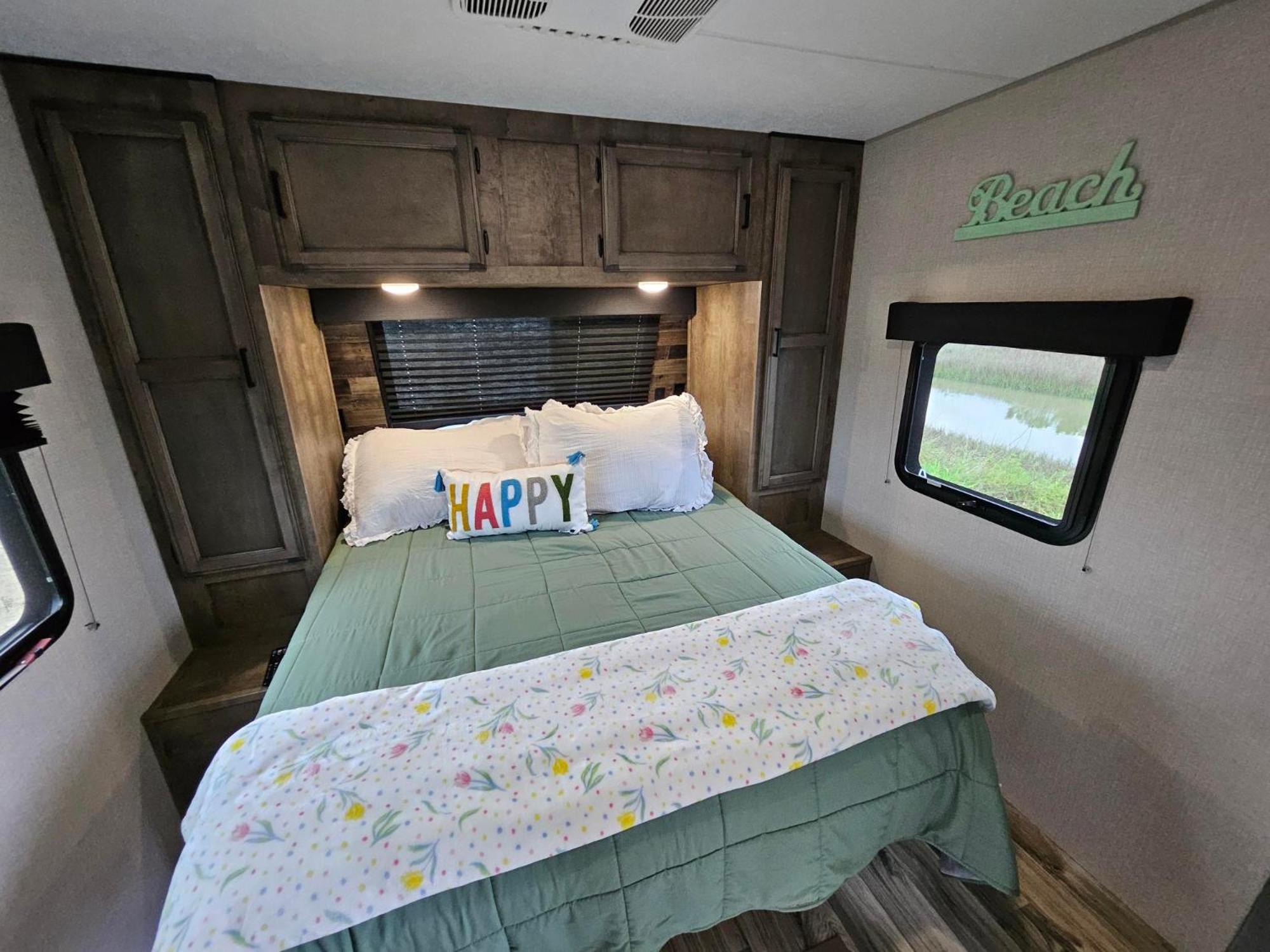 Hailey'S Beach-N-Bay Rv Resort Gilchrist المظهر الخارجي الصورة