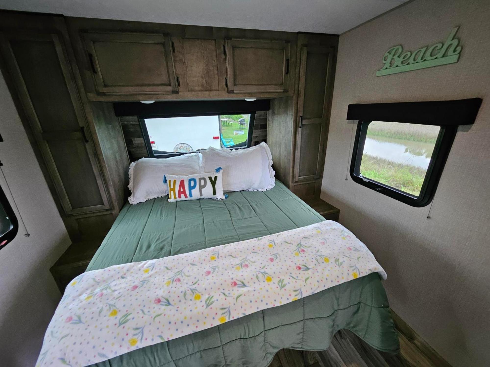 Hailey'S Beach-N-Bay Rv Resort Gilchrist المظهر الخارجي الصورة