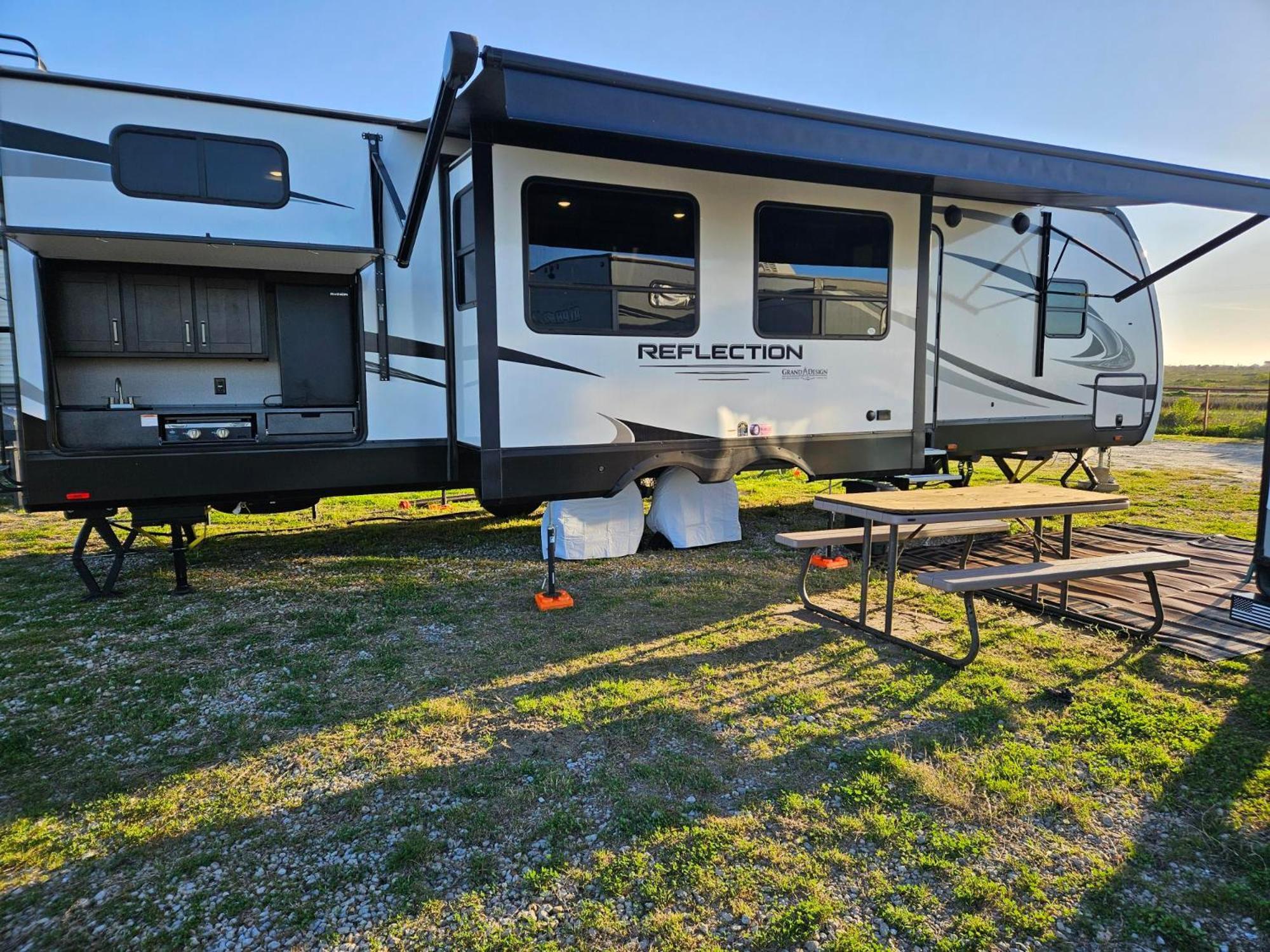 Hailey'S Beach-N-Bay Rv Resort Gilchrist المظهر الخارجي الصورة