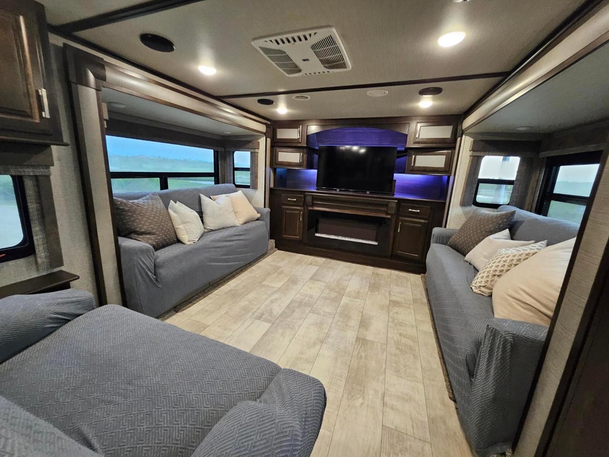 Hailey'S Beach-N-Bay Rv Resort Gilchrist المظهر الخارجي الصورة